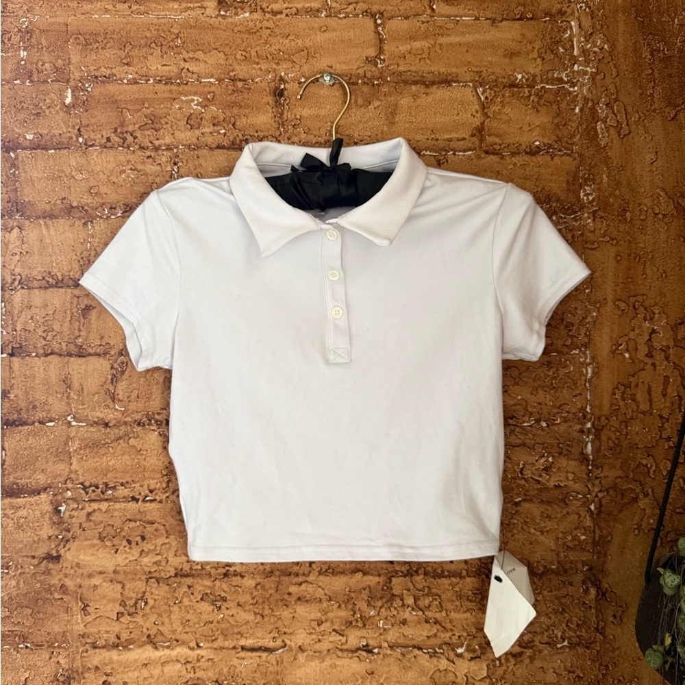 🦋 Alo Yoga Cropped Collared White Button Down Polo Shirt